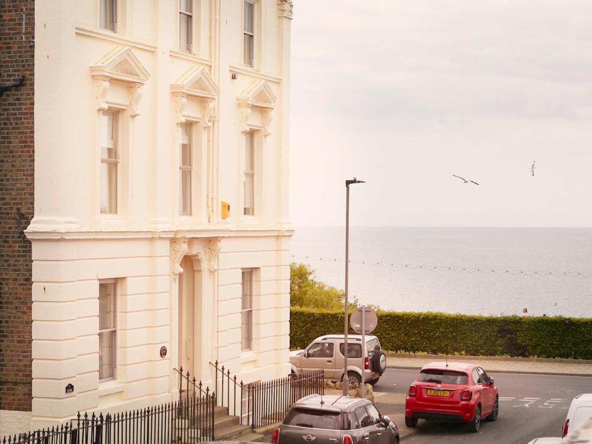 Pass The Keys Amazing 2 Bedroom Home In The Seaside Town Filey Eksteriør bilde